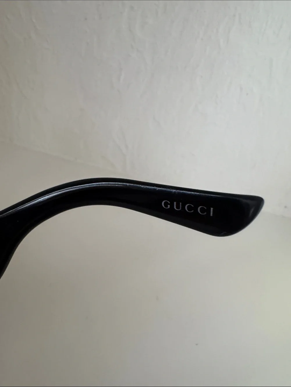 Gucci Black Oversized Gradient Sunglasses - Picture 7 of 10
